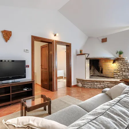 Tomazin By Interhome Vakantiehuis *