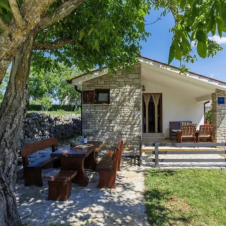 Tomazin By Interhome Vakantiehuis Pazin