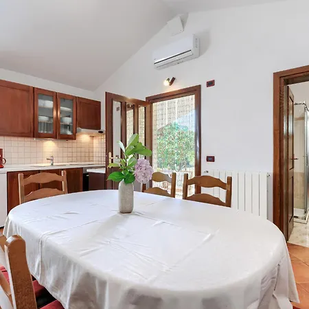 Tomazin By Interhome * Pazin