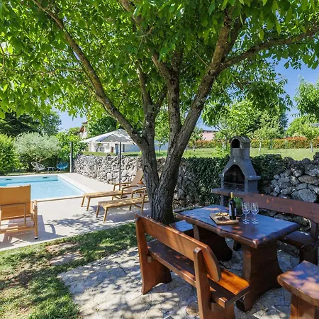 Tomazin By Interhome Vakantiehuis *