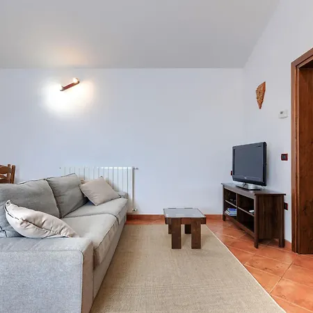 Vakantiehuis Tomazin By Interhome